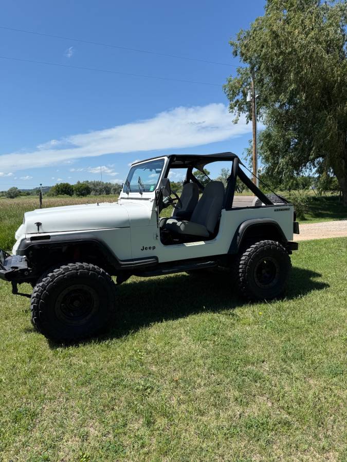 Jeep-wrangler-yj-1989-white-12