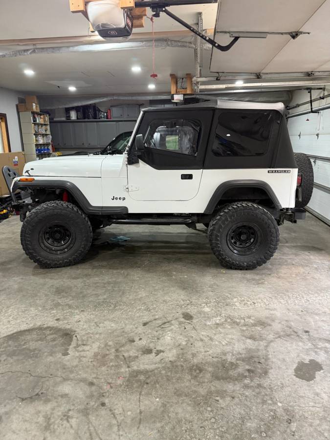 Jeep-wrangler-yj-1989-white-6