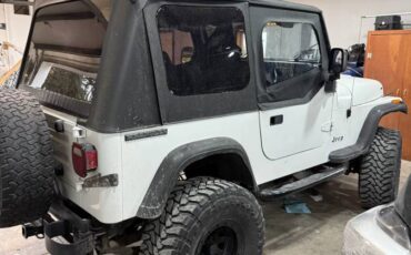 Jeep-wrangler-yj-1989-white-8