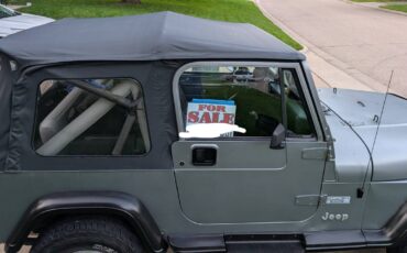 Jeep-wrangler-yj-1991-grey-1