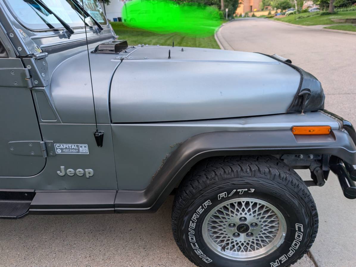 Jeep-wrangler-yj-1991-grey-22