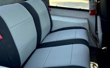 Jeep-wrangler-yj-1992-white-6