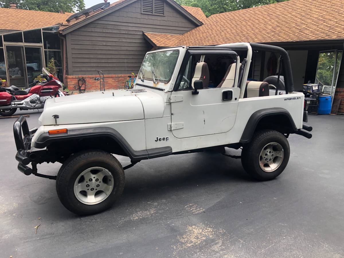 Jeep-wrangler-yj-1993-1