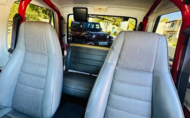 Jeep-wrangler-yj-1995-red-11