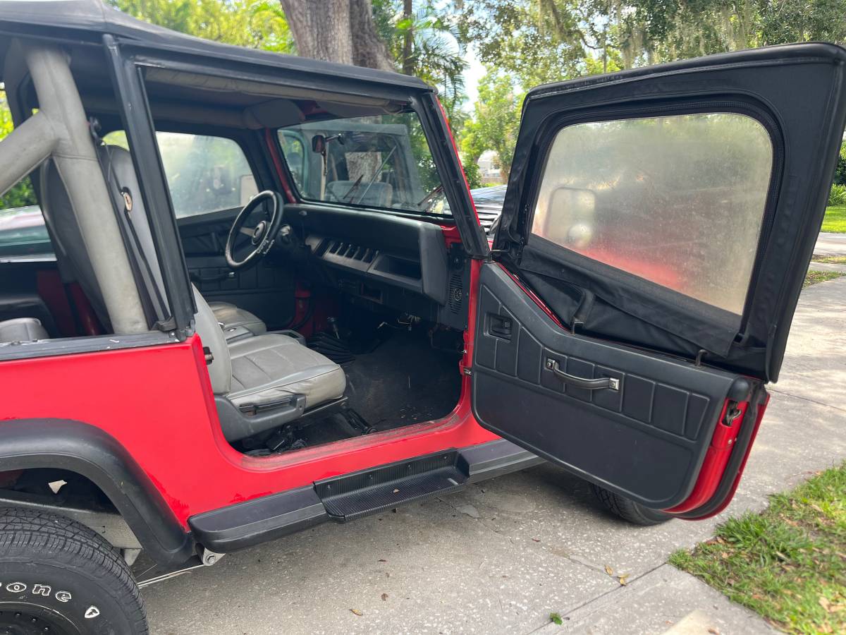 Jeep-wrangler-yj-4.0-4x4-1991-4