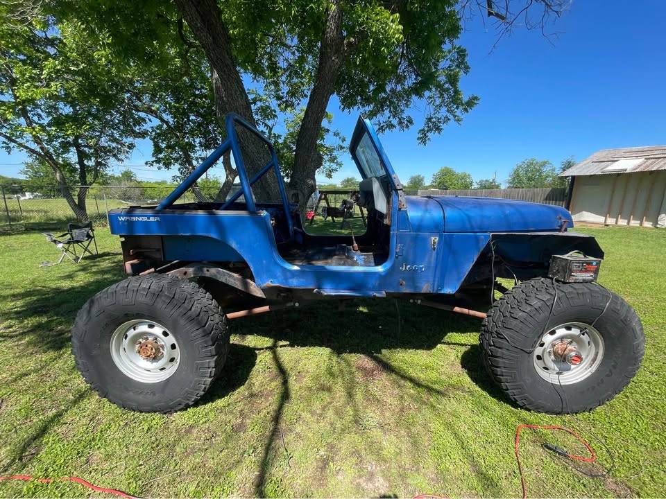 Jeep-wranlger-1992-blue-1