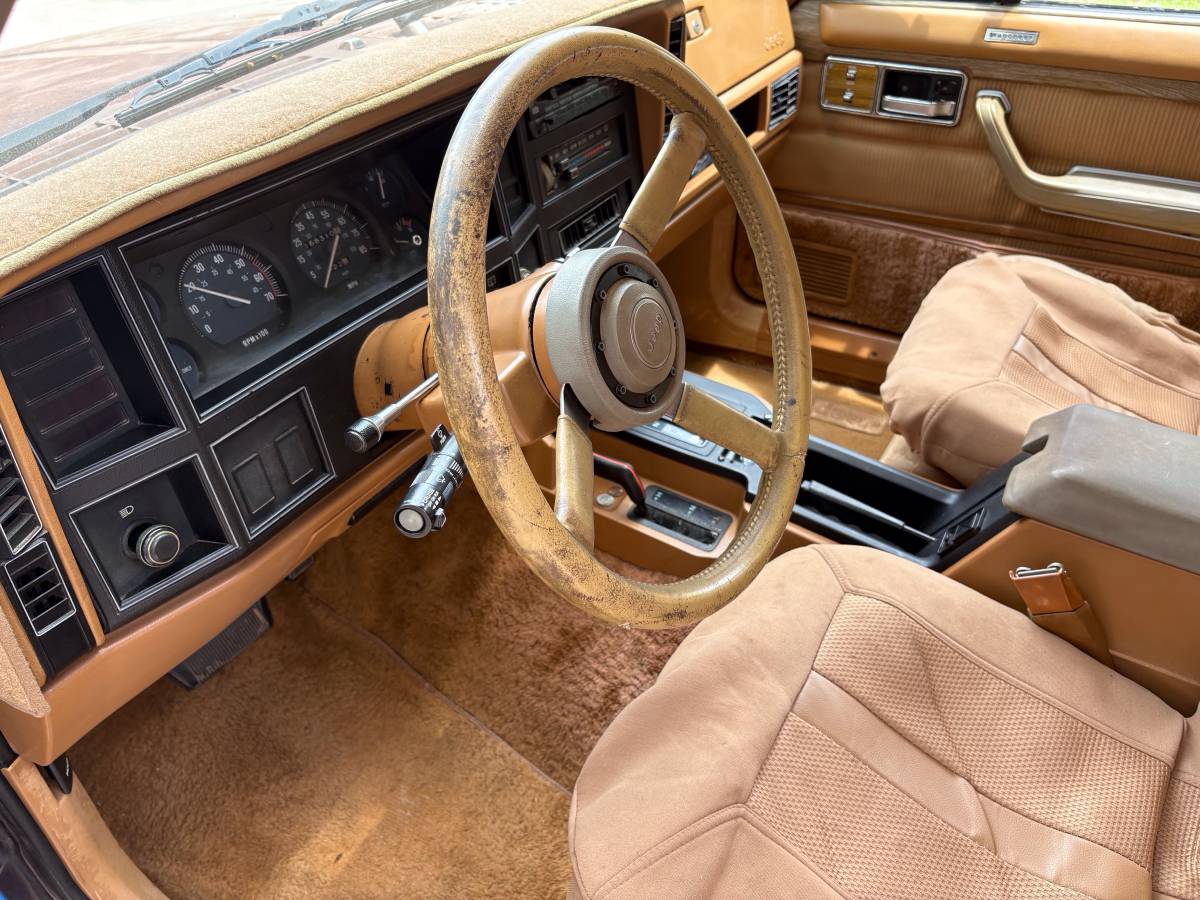 Jeep-xj-1985-brown-15