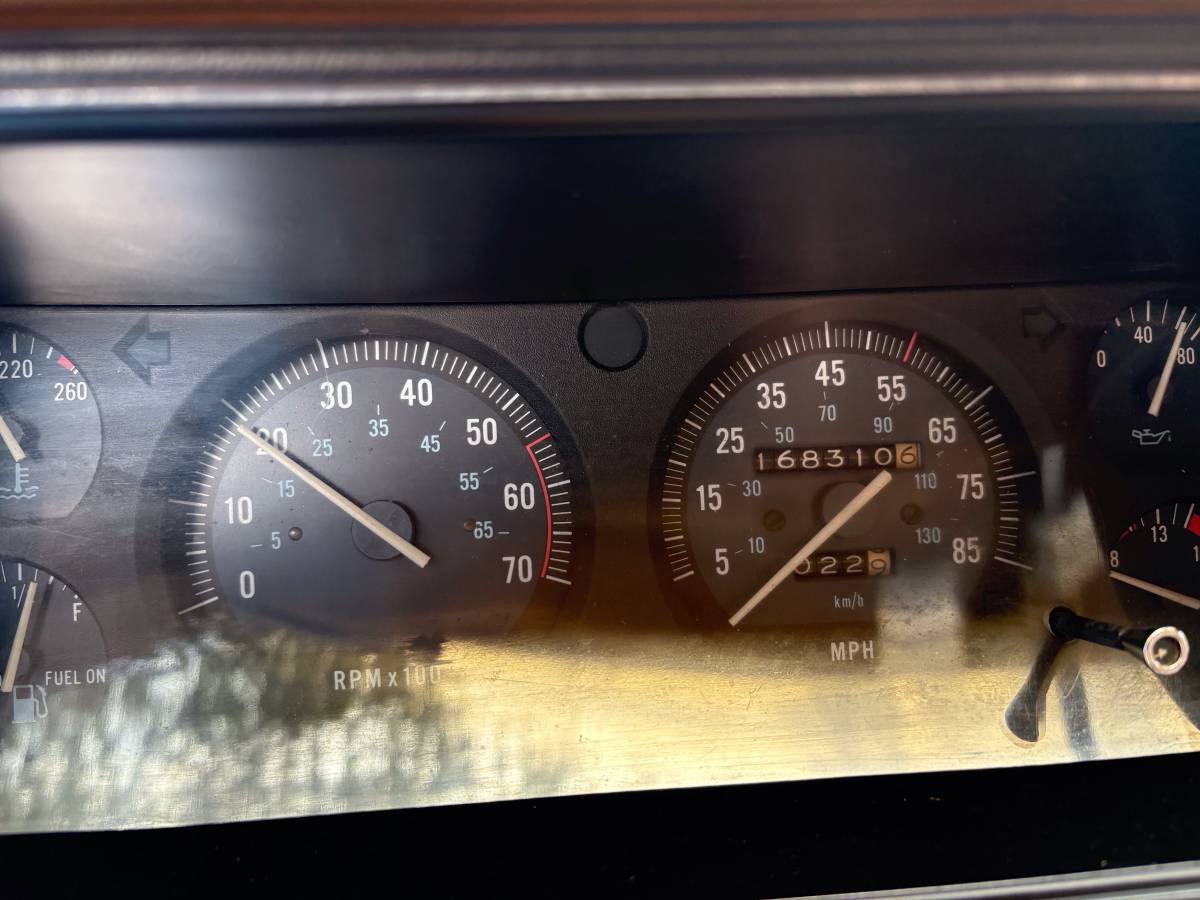 Jeep-xj-1985-brown