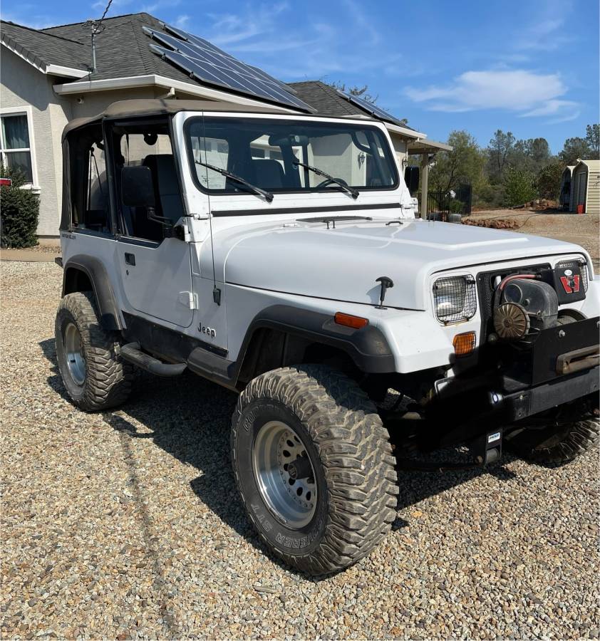 Jeep-yj-1992-white