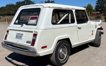 Jeepster-commando-4wd-1970-white-3