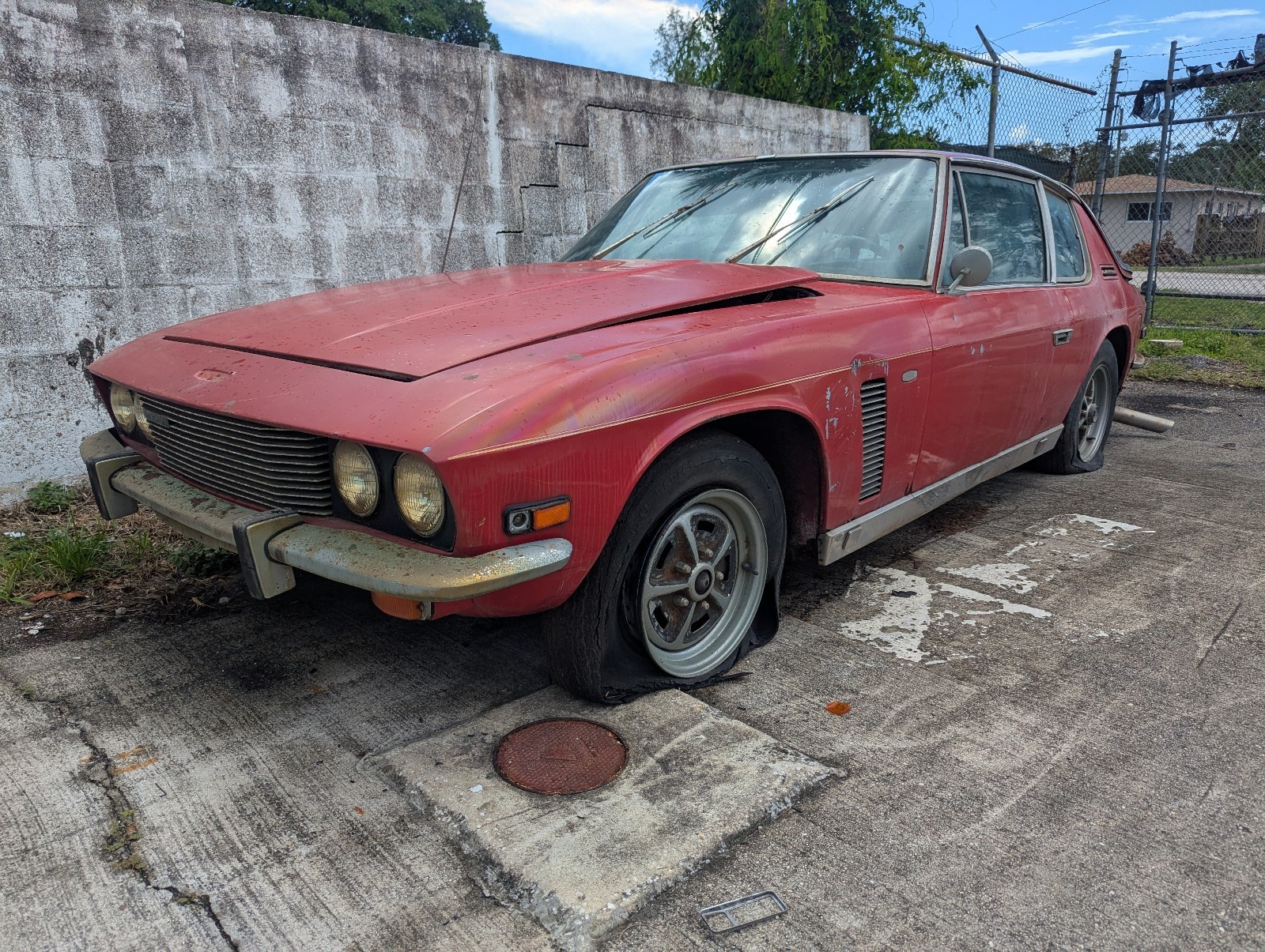 Jensen-Interceptor-Coupe-1971-1