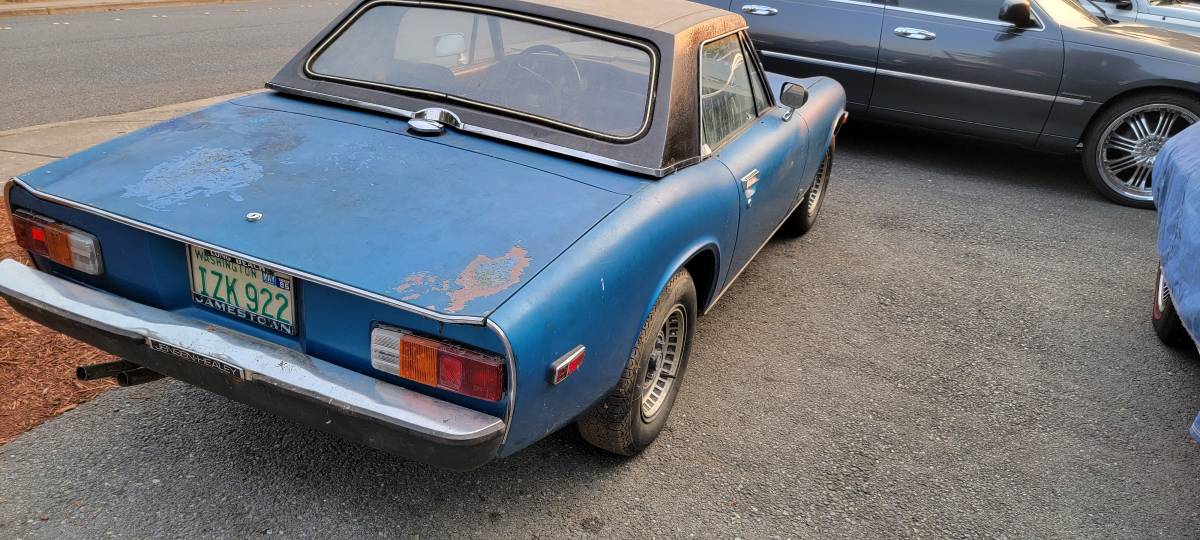 Jensen-healey-1973-blue-1