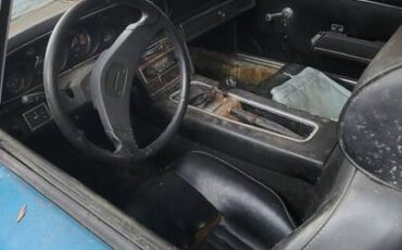 Jensen-healey-1973-blue-13