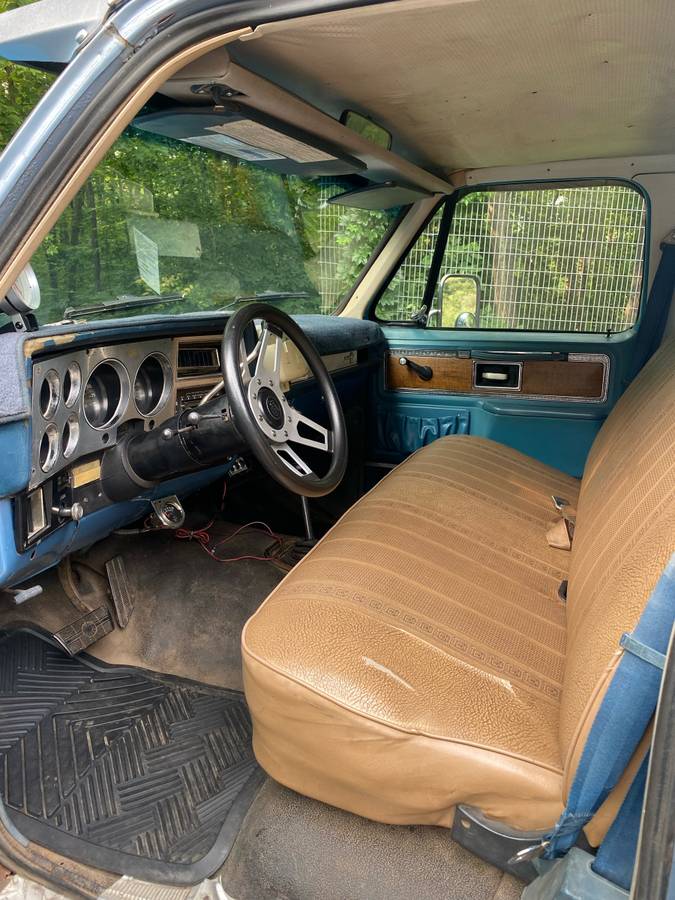 K20-squarebody-1981-blue-3