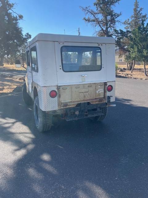 Kaiser-jeep-cj5-1966-3