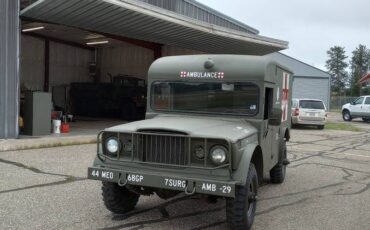 Kaiser-jeep-m725-1969-green