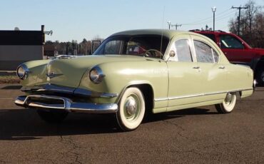 Kaiser-traveler-1953-green-1