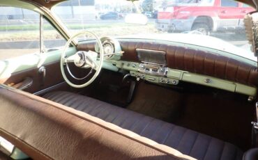 Kaiser-traveler-1953-green-15