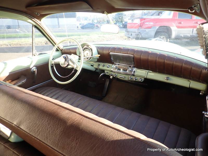 Kaiser-traveler-1953-green-15