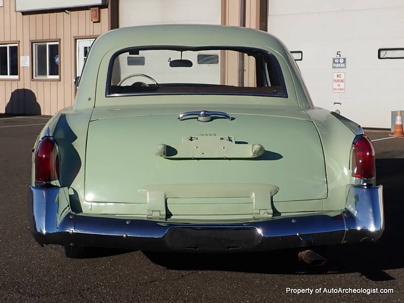 Kaiser-traveler-1953-green-3
