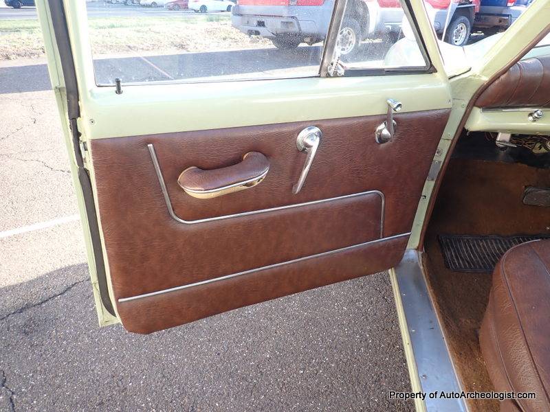 Kaiser-traveler-1953-green-8