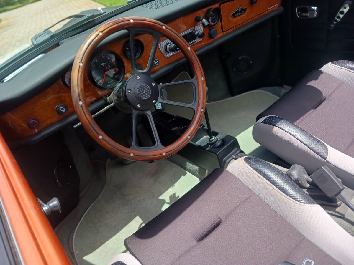 Karmann-ghia-1970-custom-1