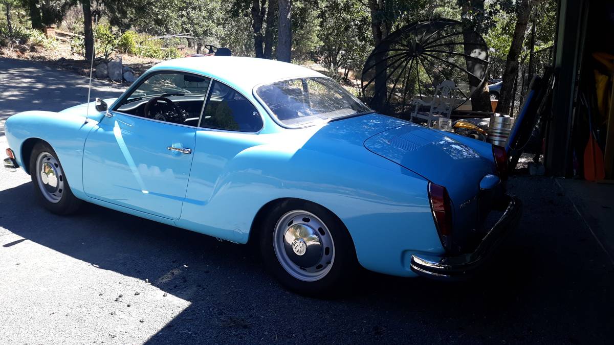 Karmann-ghia-1974-blue-1