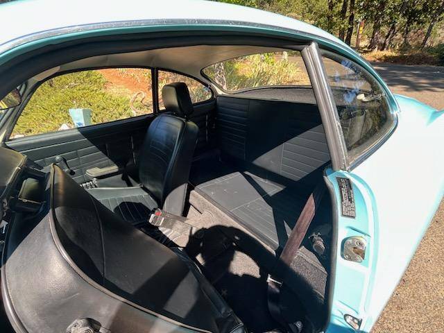 Karmann-ghia-1974-blue-5