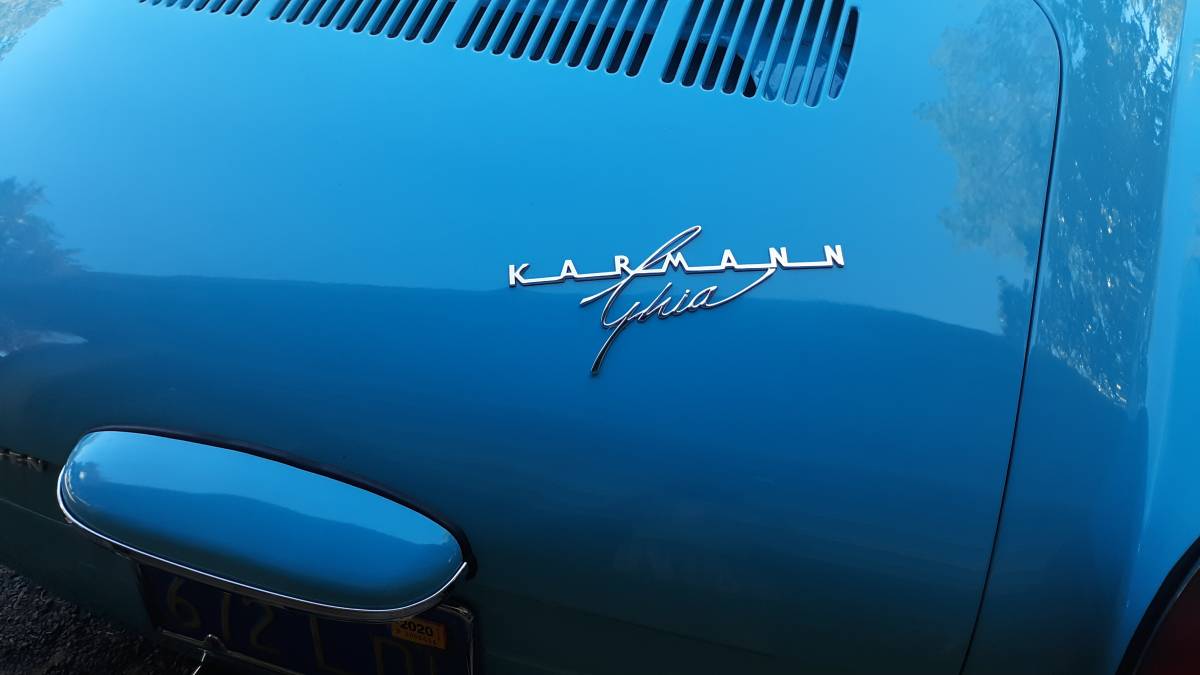 Karmann-ghia-1974-blue-6