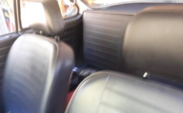 Karmann-ghia-1974-blue-7