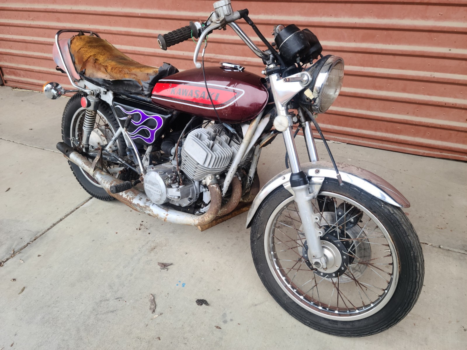 Kawasaki-H2-750-Mach-IV-Triple-1975-1