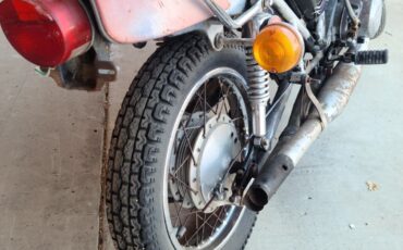 Kawasaki-H2-750-Mach-IV-Triple-1975-11