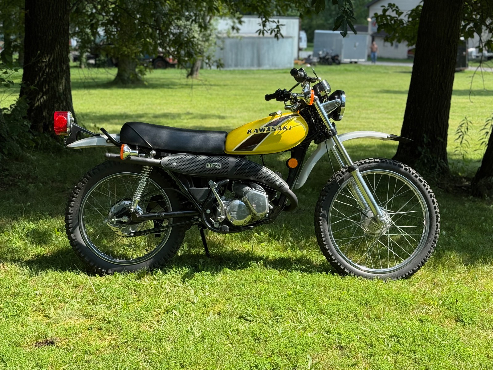 Kawasaki-KE-125-1976-1