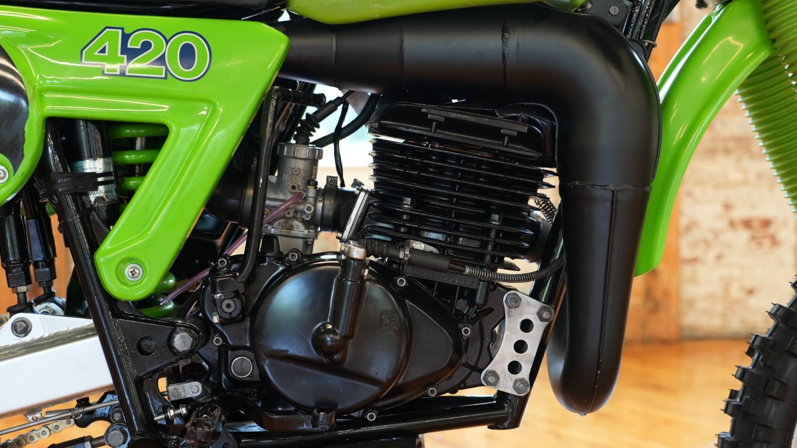 Kawasaki-KX-1980-10