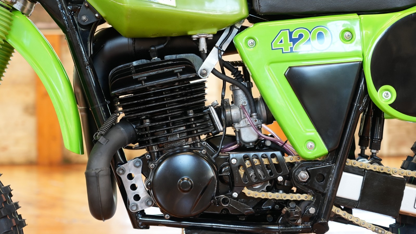Kawasaki-KX-1980-11
