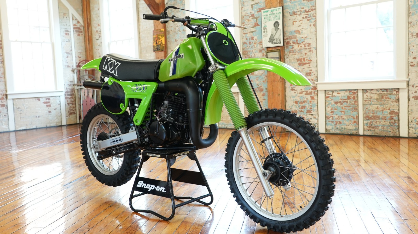 Kawasaki-KX-1980-2