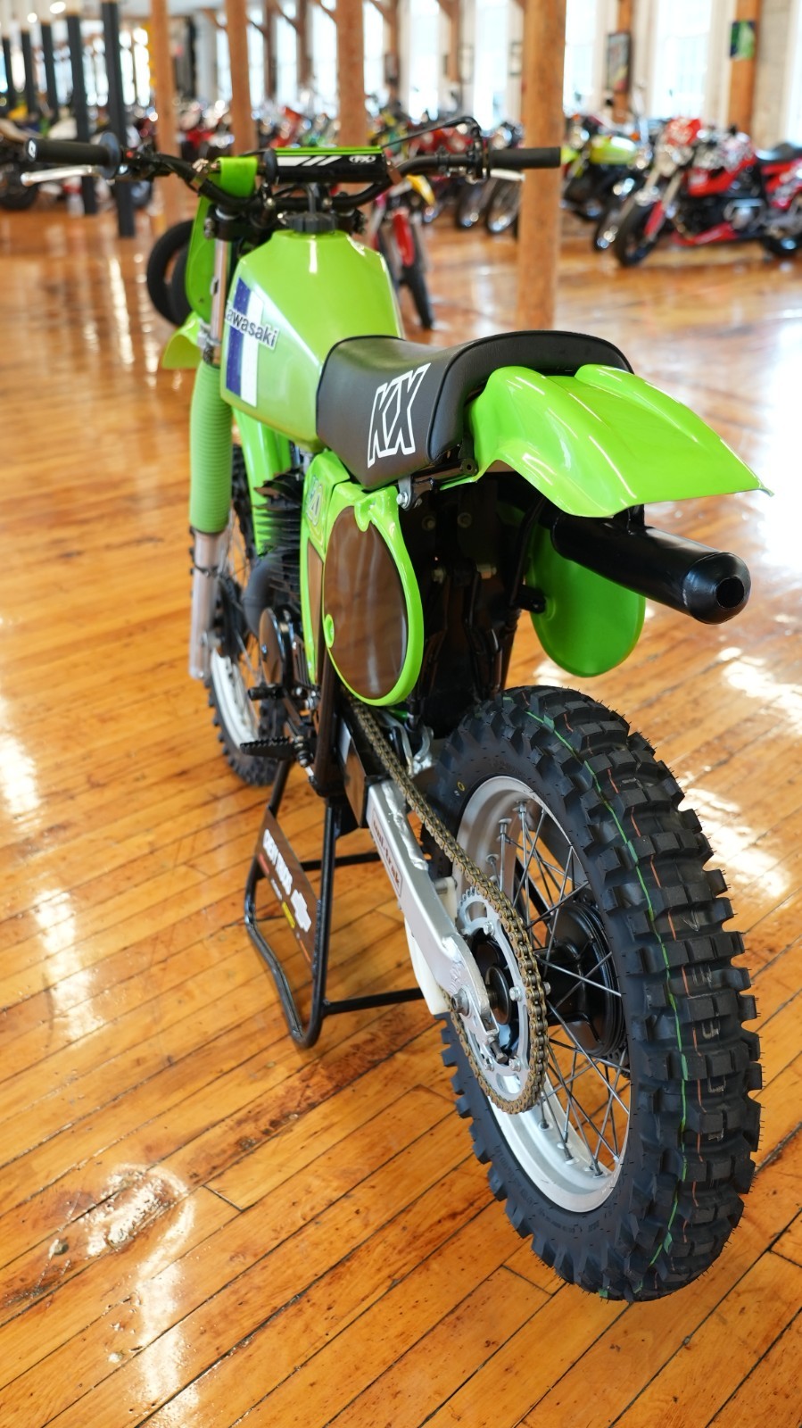 Kawasaki-KX-1980-5