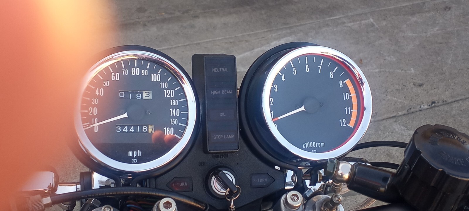 Kawasaki-KZ-900-ltd-1976-2