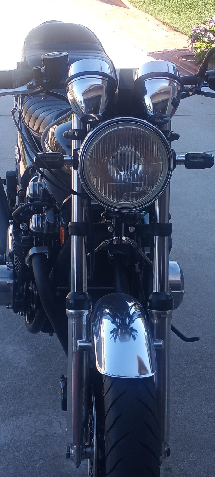 Kawasaki-KZ-900-ltd-1976-4