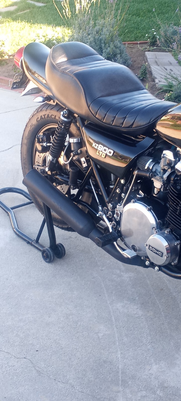 Kawasaki-KZ-900-ltd-1976-5