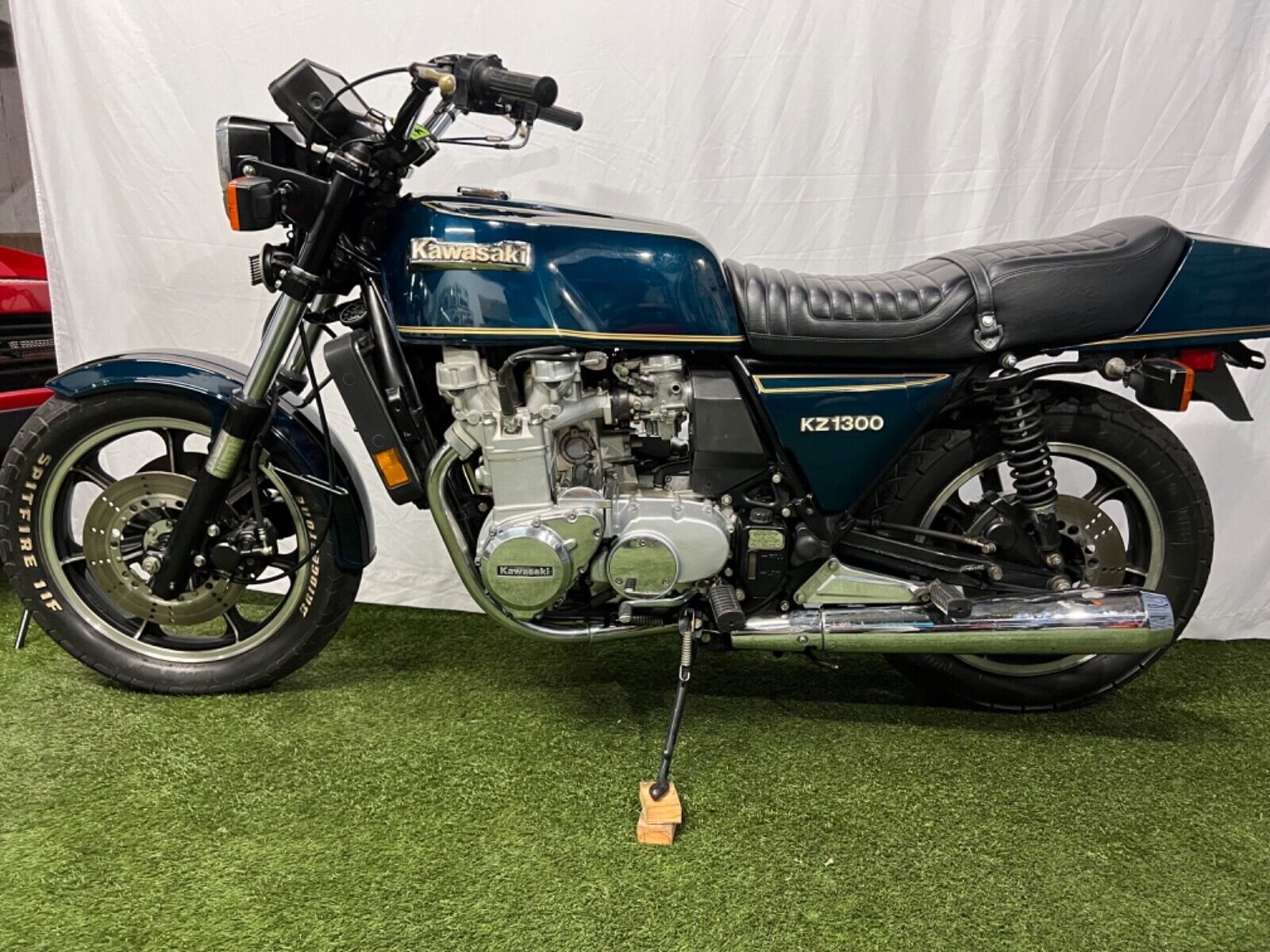 Kawasaki-KZ1300-1979-1