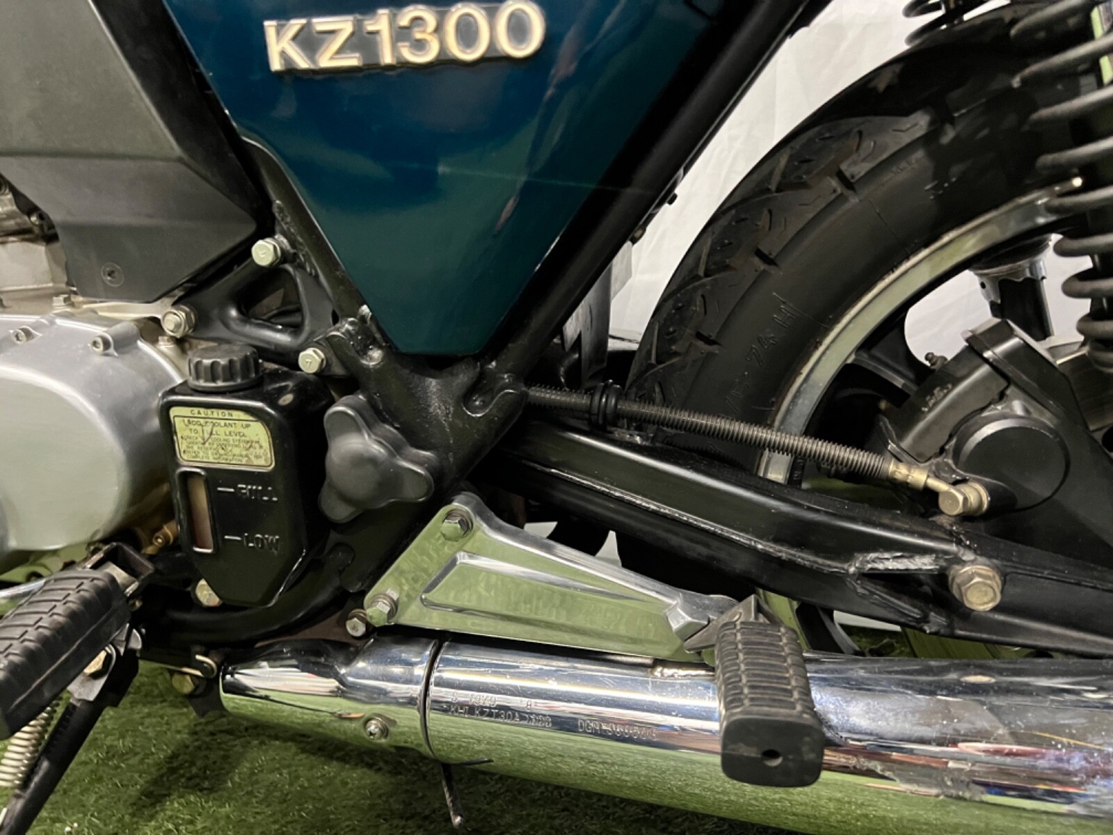 Kawasaki-KZ1300-1979-20