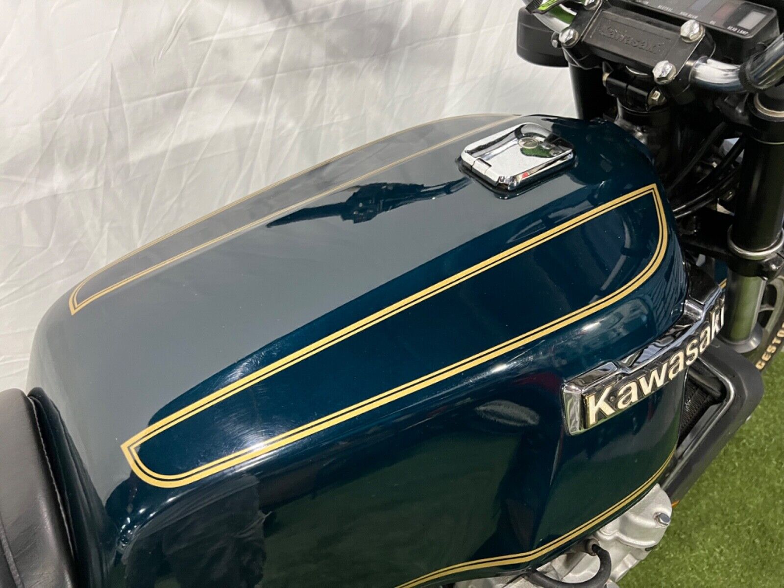 Kawasaki-KZ1300-1979-6