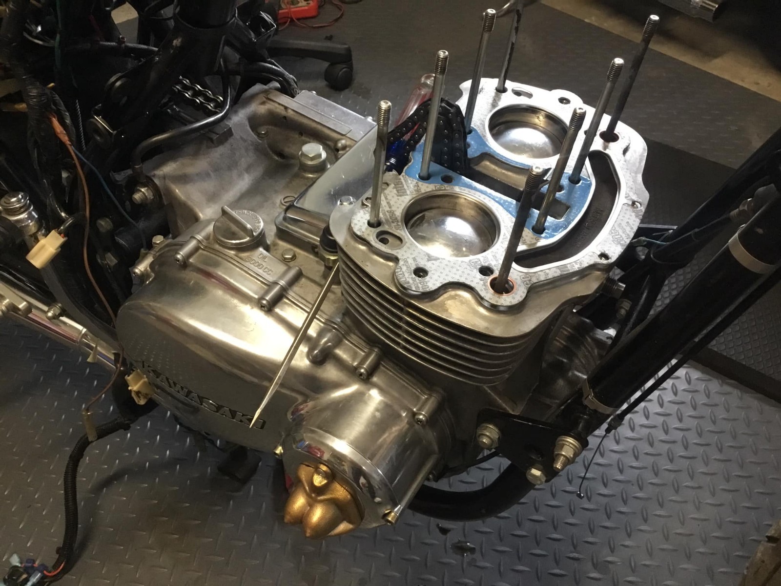 Kawasaki-Kz400-1975-4