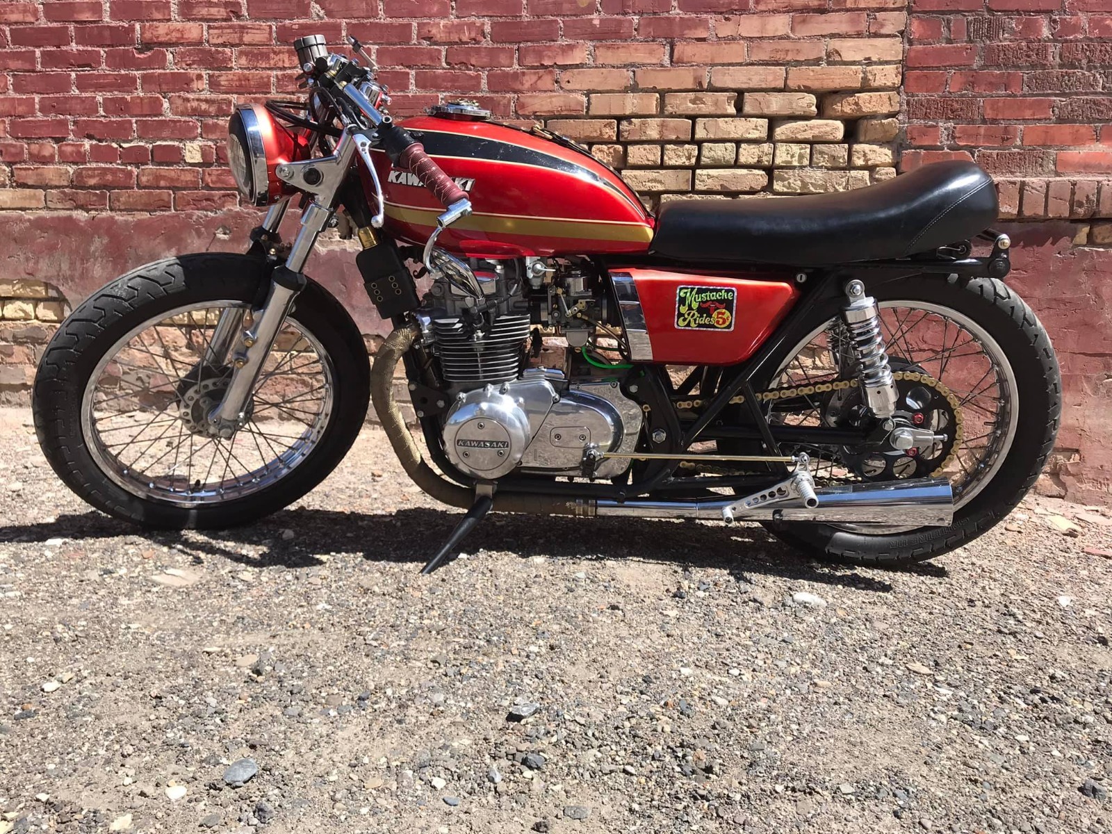 Kawasaki-Kz400-1975-6