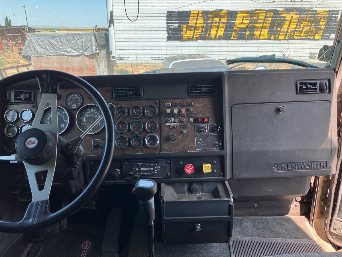 Kenworth-c-600-diesel-1990-9