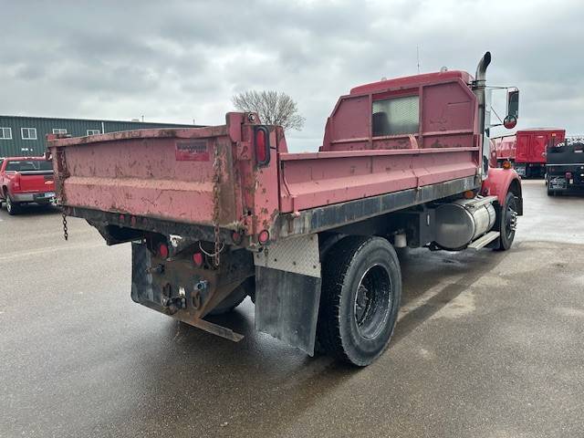 Kenworth-t8-series-diesel-1990-red-17