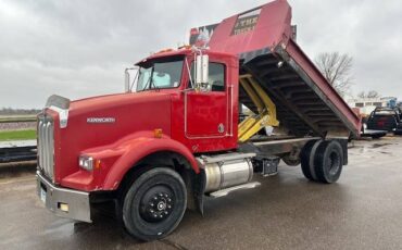 Kenworth-t8-series-diesel-1990-red