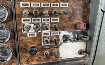 Kenworth-w900b-diesel-1988-3