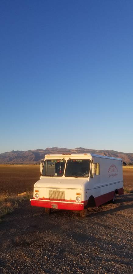 Kurbmaster-gmc-1977-white
